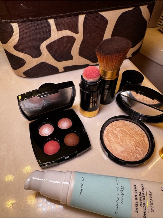 Laura Geller Other - NIB Laura Geller New Icons 6 Piece Kit! Pick your Foundation Color!
